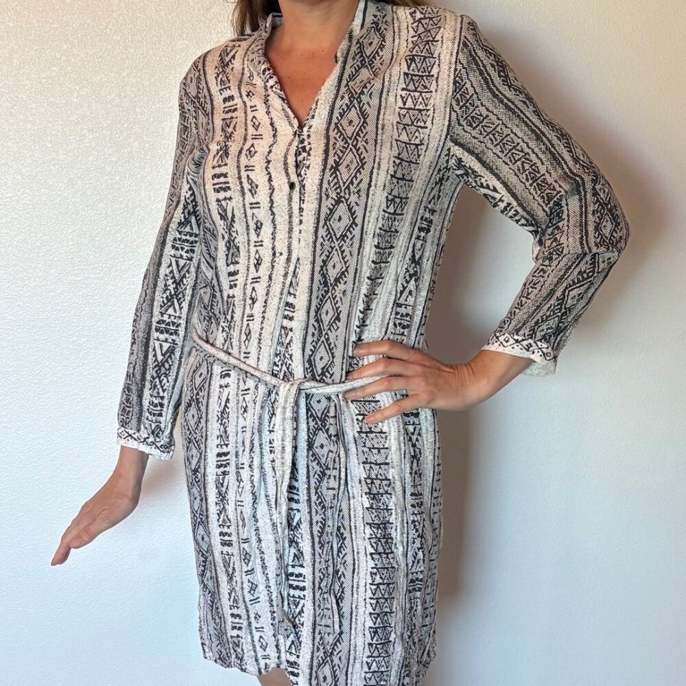 Twelfth Street Cynthia Vincent Belted Shirt Dress 8 Rayon Midi